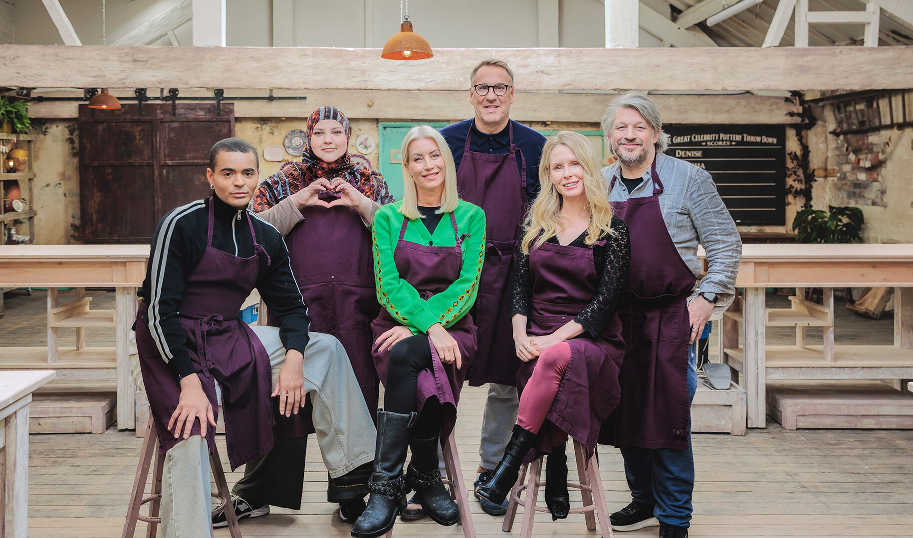 The Great Celebrity Pottery Throw Down hero image